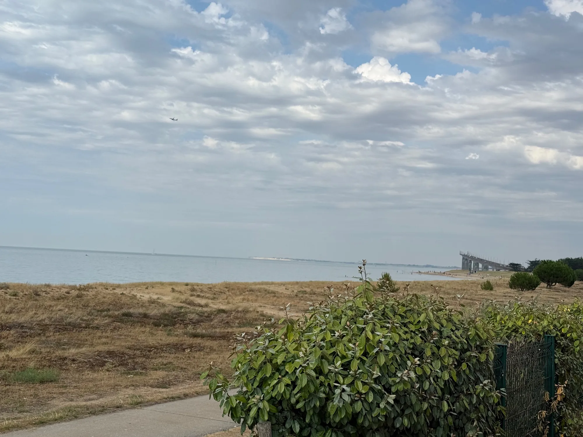 die Brücke auf die Insel