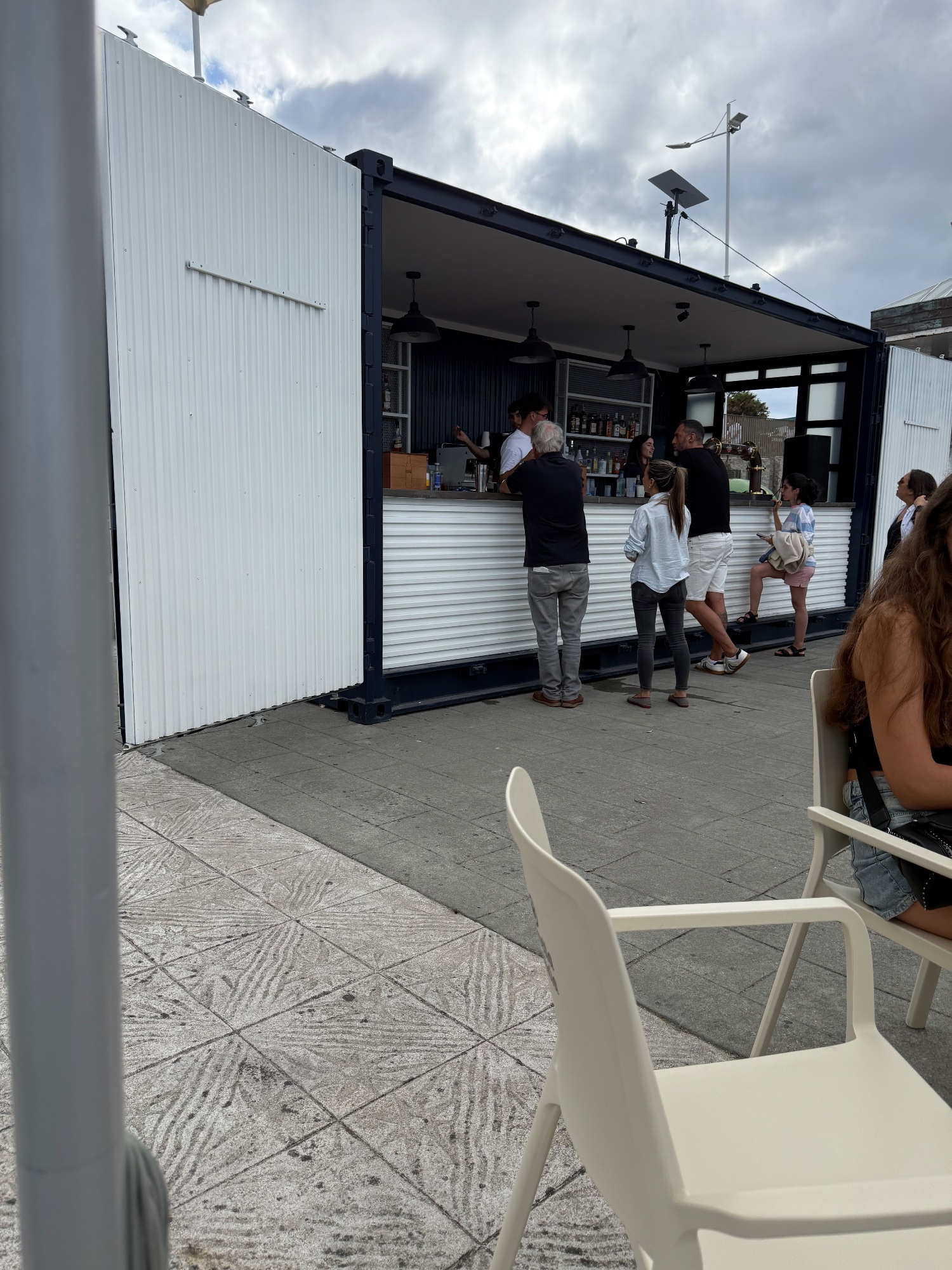 Der Container, wo der Kaffee hergekommen ist